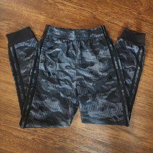 Boy's Adidas pants size 10/12